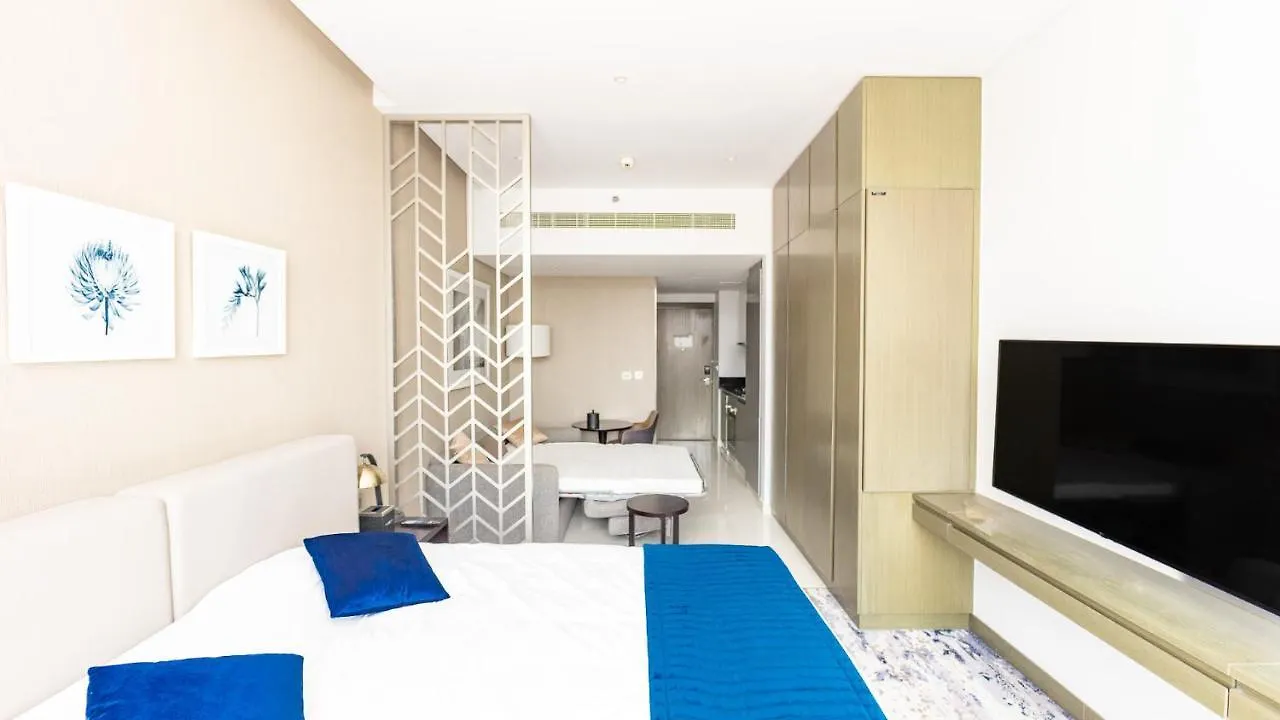 Sleek Studio In Business Bay With Canal View Business Bay, Dubai United Arab Emirates