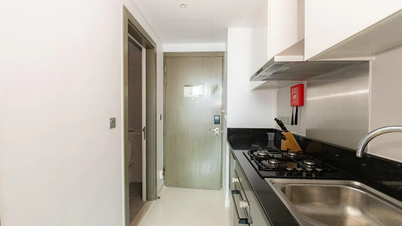 Sleek Studio In Business Bay With Canal View Business Bay, 迪拜